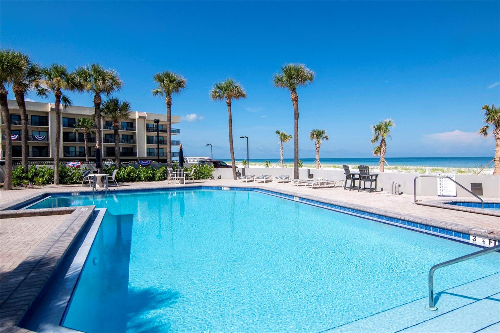 DANS ISLAND ON SAND KEY CONDO - Residential