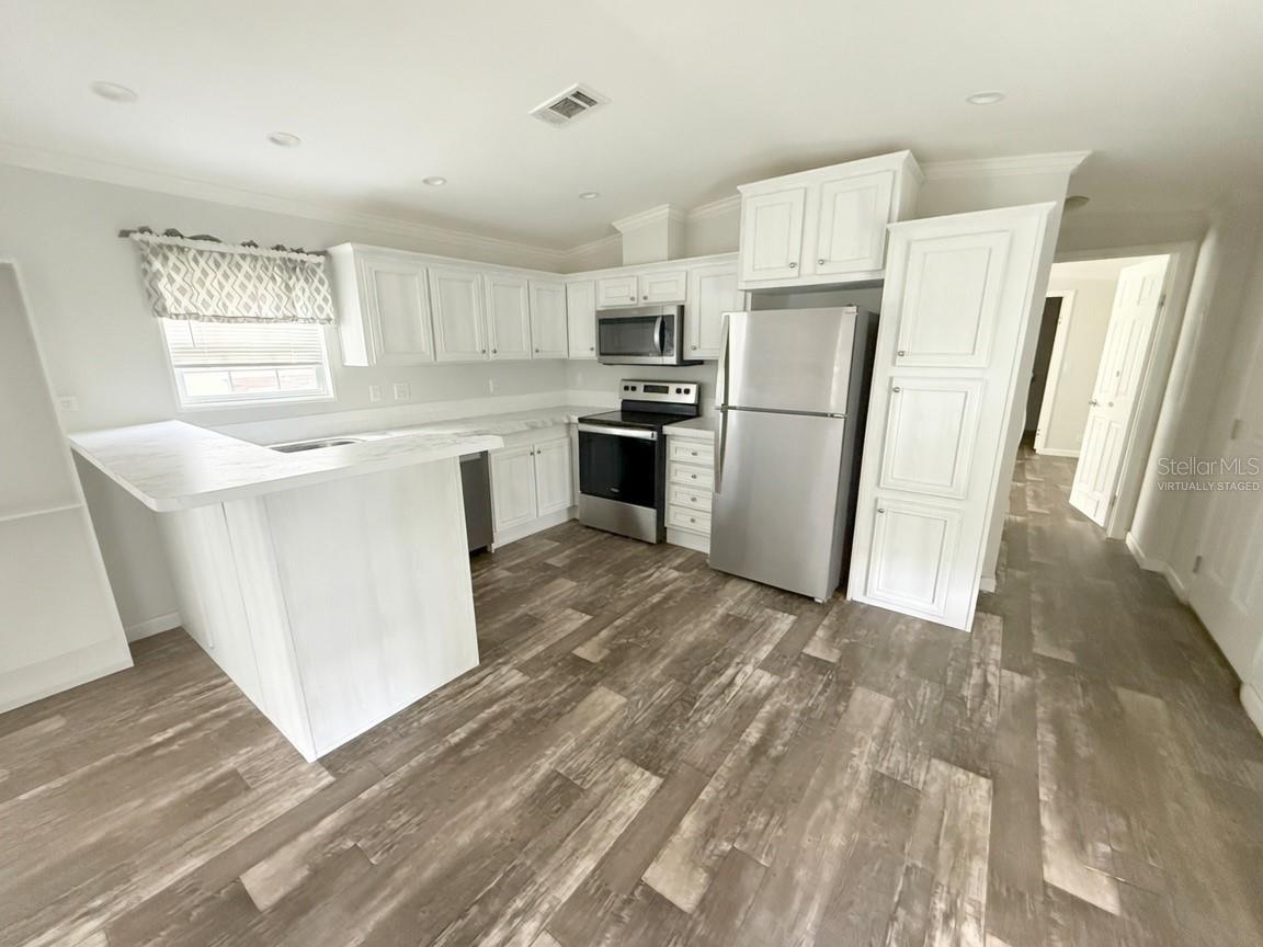 CRYSTAL ACRES ESTATES - Residential