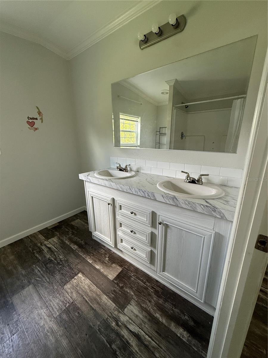 CRYSTAL ACRES ESTATES - Residential