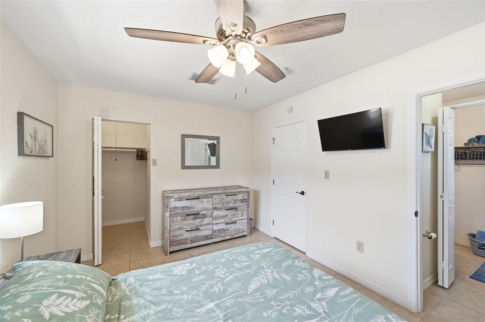 CROSS BAYOU ESTATES 4TH ADD - Residential