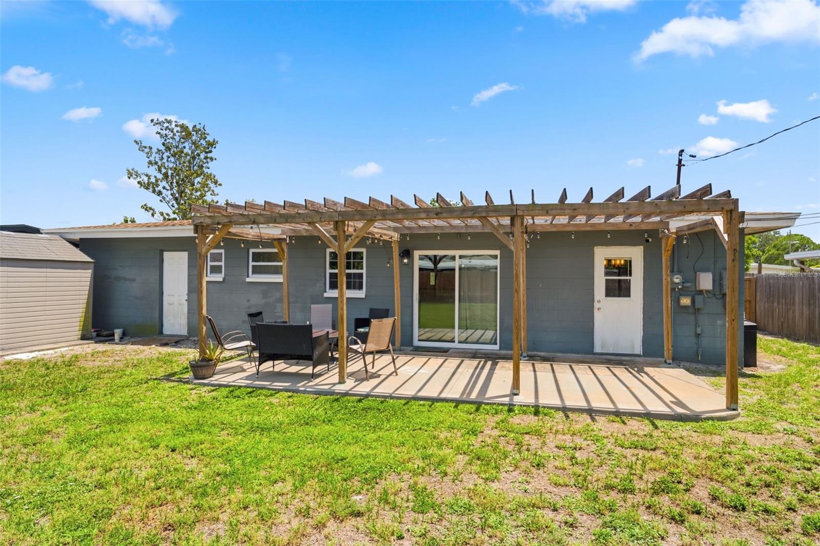 CROSS BAYOU ESTATES 4TH ADD - Residential