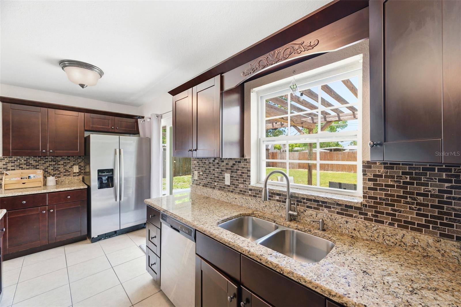 CROSS BAYOU ESTATES 4TH ADD - Residential