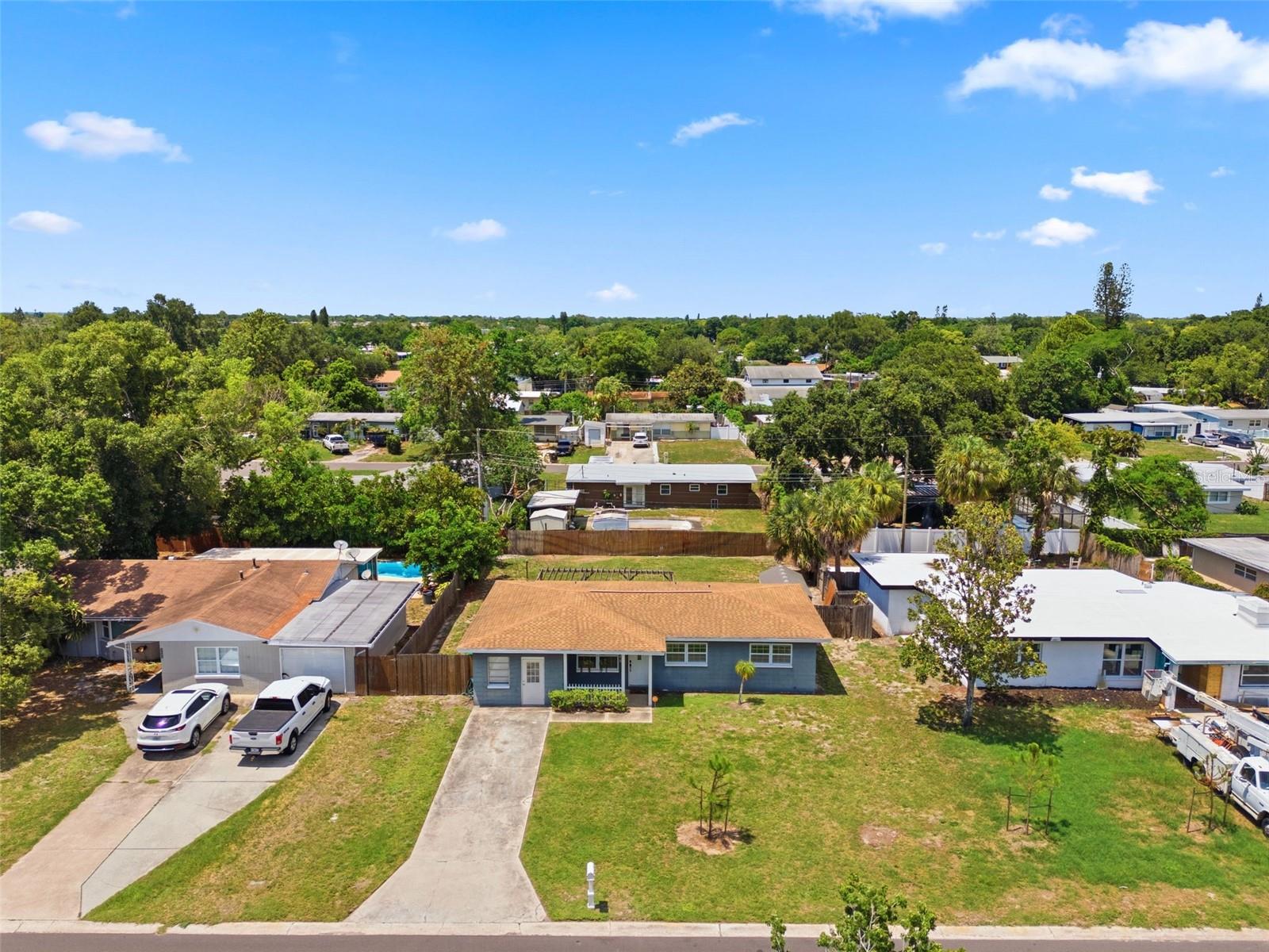 CROSS BAYOU ESTATES 4TH ADD - Residential