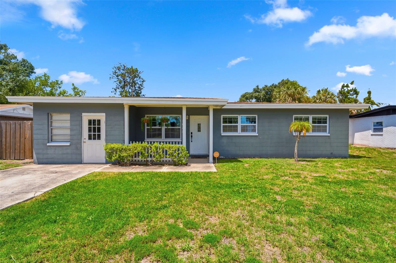 CROSS BAYOU ESTATES 4TH ADD - Residential