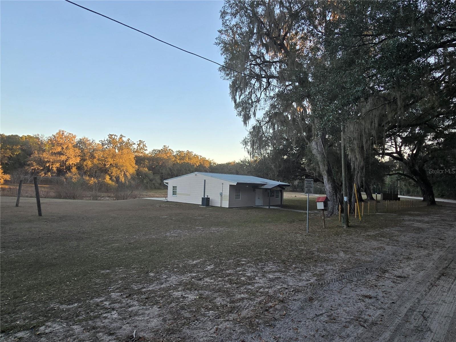 ROLLING RANCH ESTATE - Land