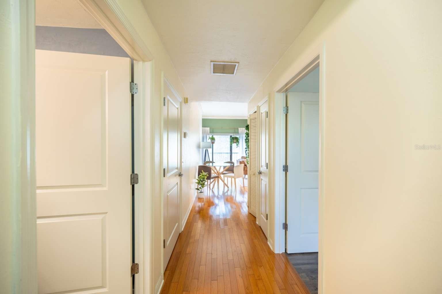 LOFTS AT WEST UNIVERSITY - Residential