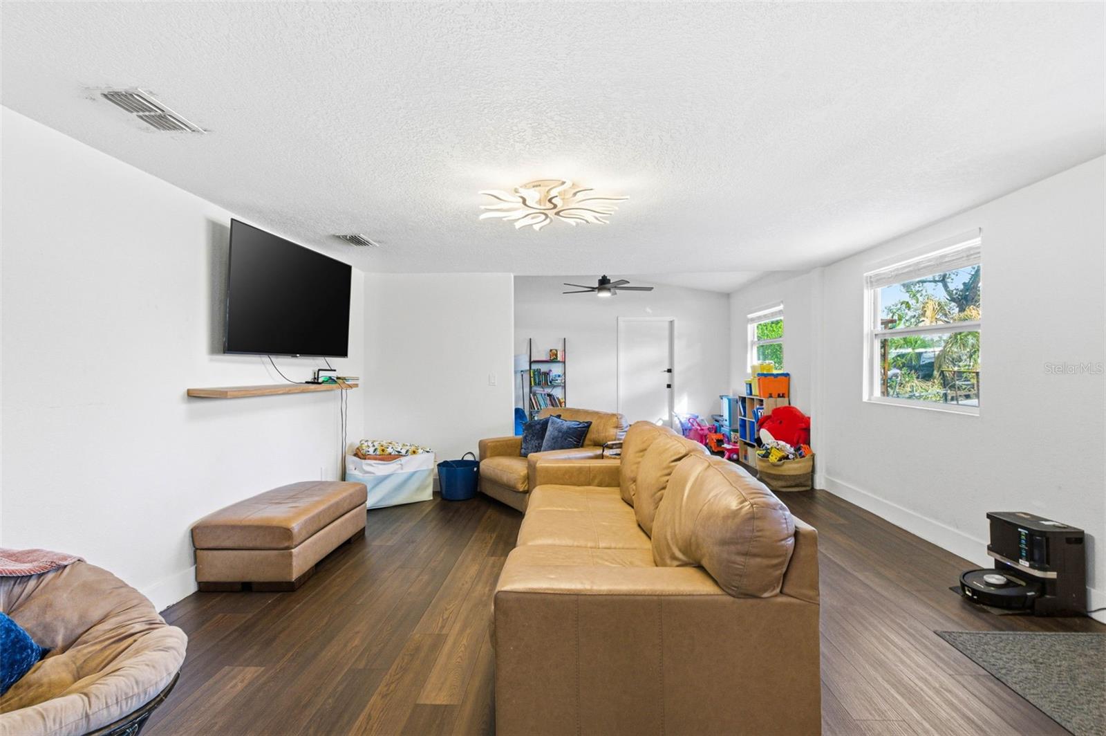 GULF GROVE - Residential