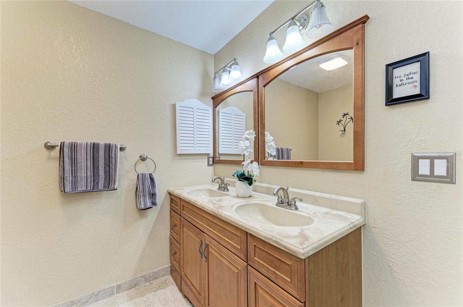 WILLOW WOODS UNIT THREE - Residential