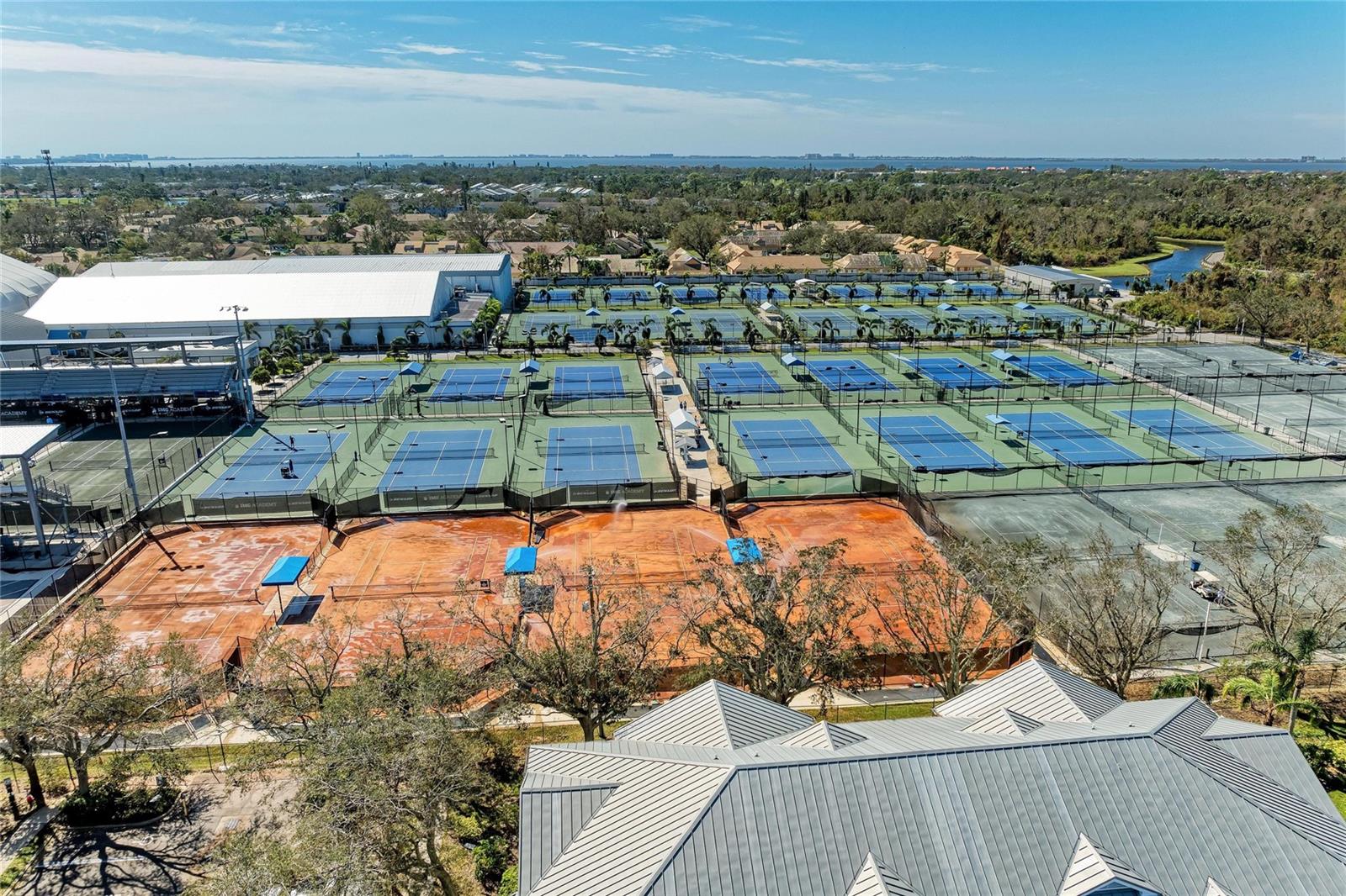 WILLOW WOODS UNIT THREE - Residential