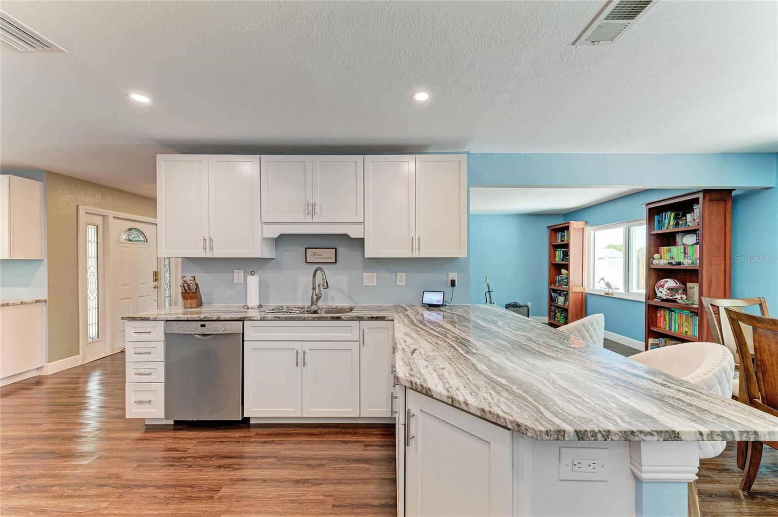 WILLOW WOODS UNIT THREE - Residential