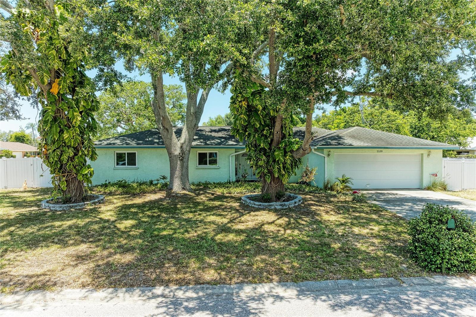 WILLOW WOODS UNIT THREE - Residential