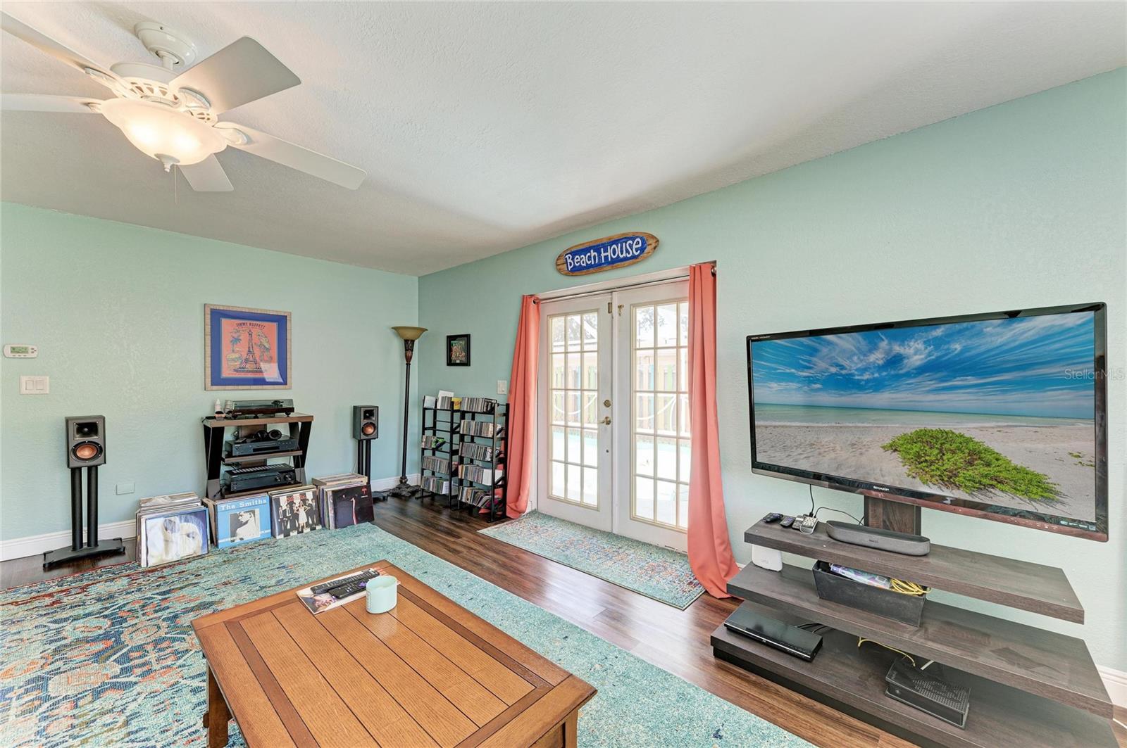 WILLOW WOODS UNIT THREE - Residential
