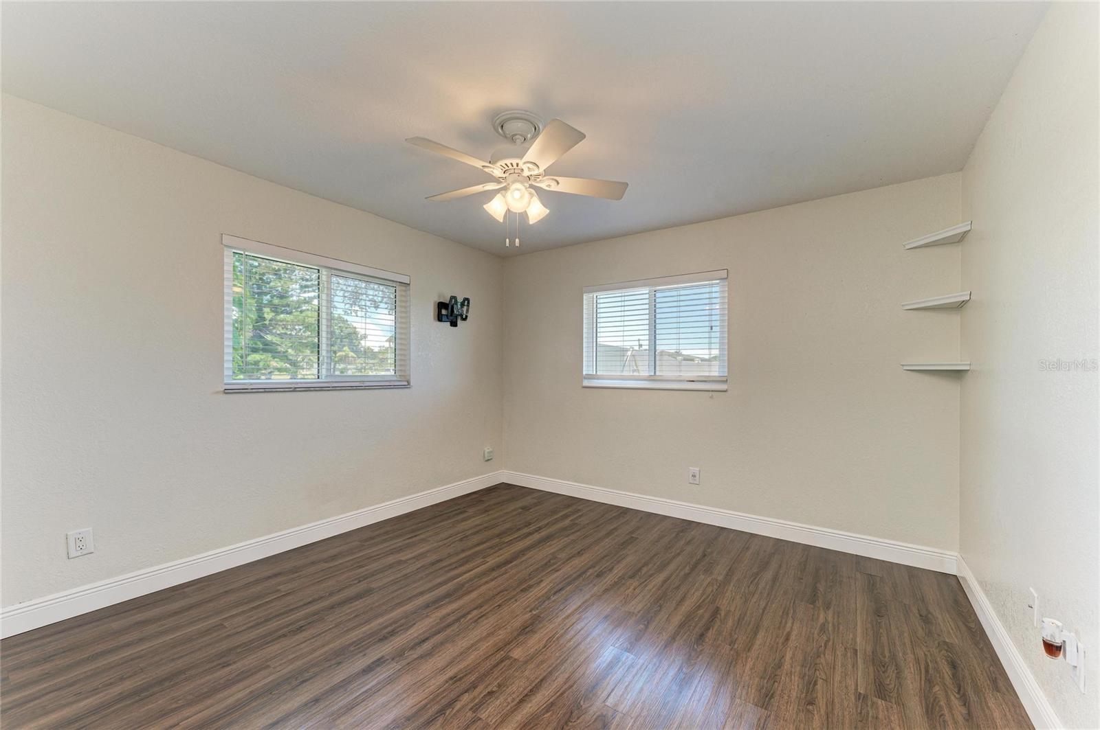 WILLOW WOODS UNIT THREE - Residential
