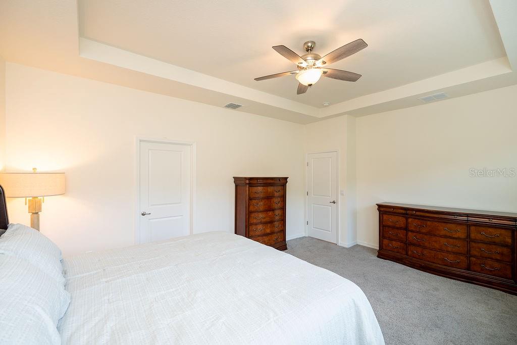 TWISTED OAKS - Residential