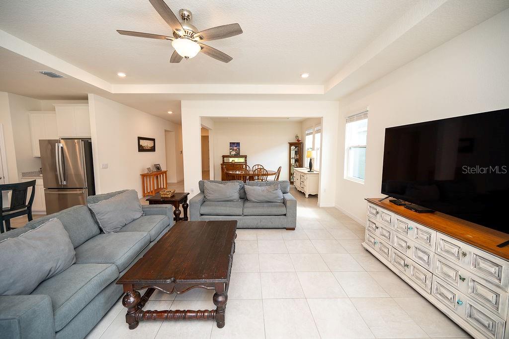 TWISTED OAKS - Residential