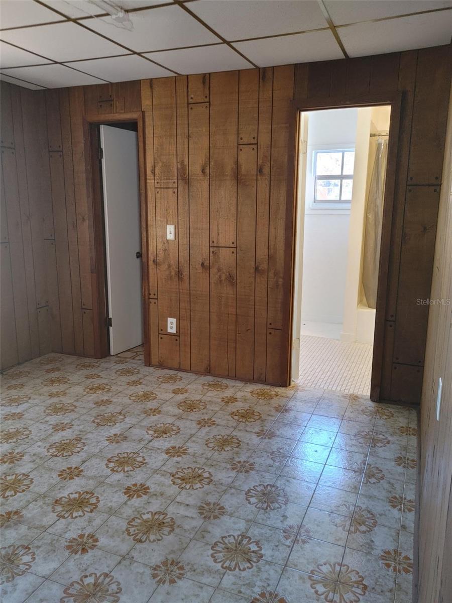 SILVER SPGS ACRES - Residential