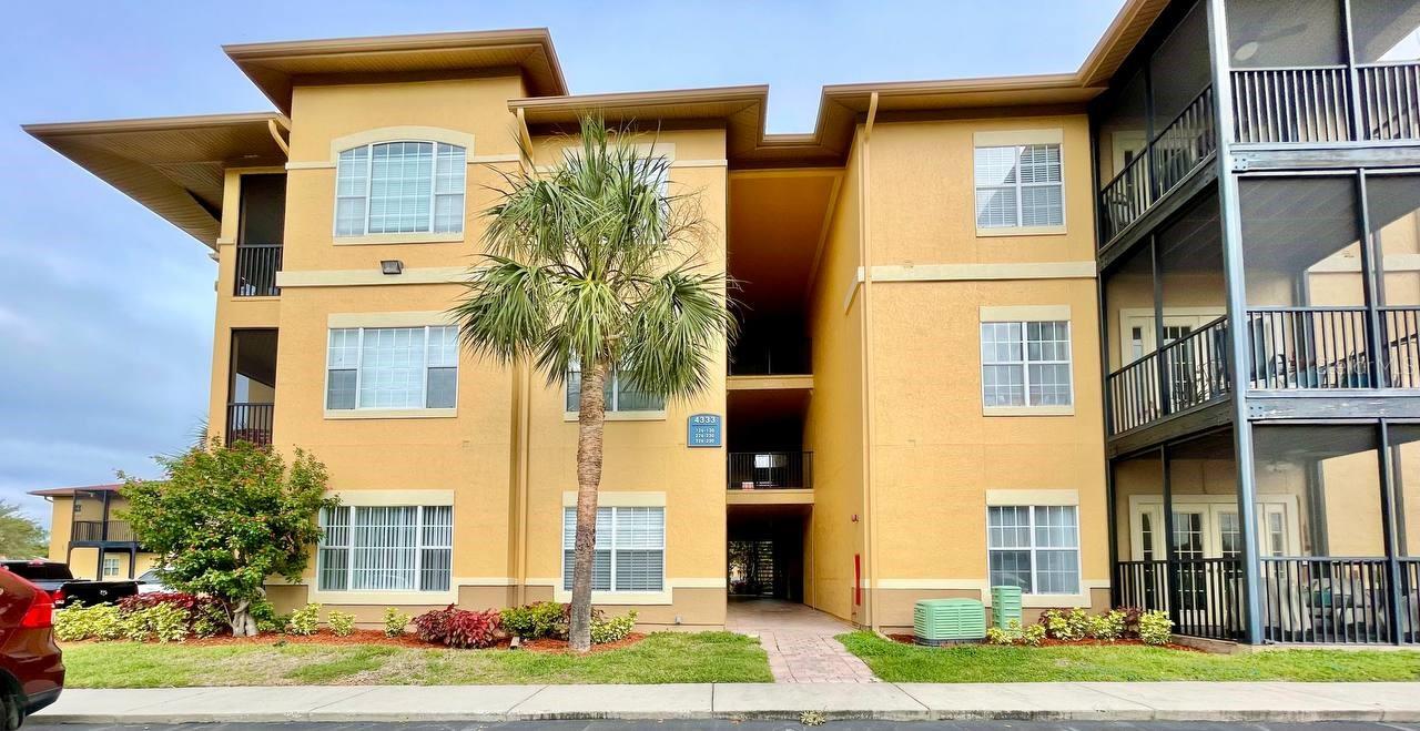 Discover the epitome of coastal living in the coveted Beachwalk community. Nestled within the security of a gated enclave, this first-floor condo offers a blend of comfort, style, and convenience, making it the ideal retreat for you and your family. The 2 bedrooms and 2 bathrooms are part of a thoughtful split floor plan, providing privacy and versatility for residents. Step into a home that feels refreshed and inviting with new paint throughout the living spaces. This neutral palette creates a canvas for you to make this condo uniquely yours. Your large screened-in lanai is a haven for relaxation, offering a perfect spot for morning coffee, al fresco dining, or simply enjoying the balmy Florida breeze. Beachwalk is more than a community; it's a lifestyle. With its gated entry, you'll experience added peace of mind and security. The well-maintained grounds and community amenities enhance the overall living experience. This home comes with a washer and dryer for your convenience! Pets are welcome, at the owner's discretion - no aggressive breeds. 2 pets max, dogs & cats only. Pet registration form along with a color photo of the pet needs to be presented to the Association Office for attachment to the resident census, for each pet residing in a unit. No prohibited breeds are permitted to reside or visit on the condominium property at any time. All residing and visiting pets must be registered with Hillsborough County Animal Services and is current on all shots and vaccines. Proof of such documentation shall be produced to the Association at the time of registration or whenever requested by the Association when the registration process is commenced. Along with the pet registration form, the resident is required to complete the DNA registration as described below and acquire and provide proof of insurance covering personal injuries and property damage caused by such pet. In addition to the advertised base rent, all WrightDavis residents are enrolled in the Resident Benefits Package (RBP) for $50.00/month which includes HVAC air filter delivery, credit building to help boost your credit score with timely rent payments, utility concierge service making utility connection a breeze during your move-in, and much more! More details upon application. Occupied and available 07/12/2026