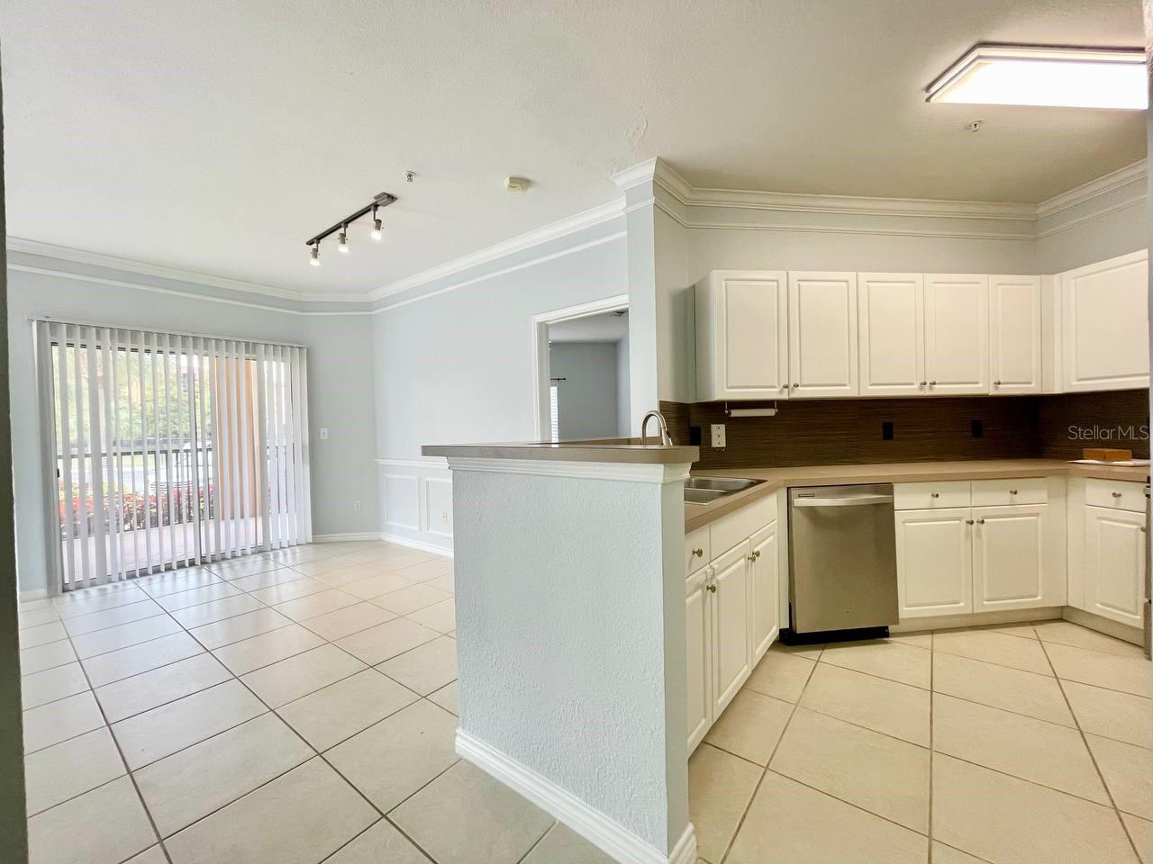 BEACHWALK CONDO - Residential Lease