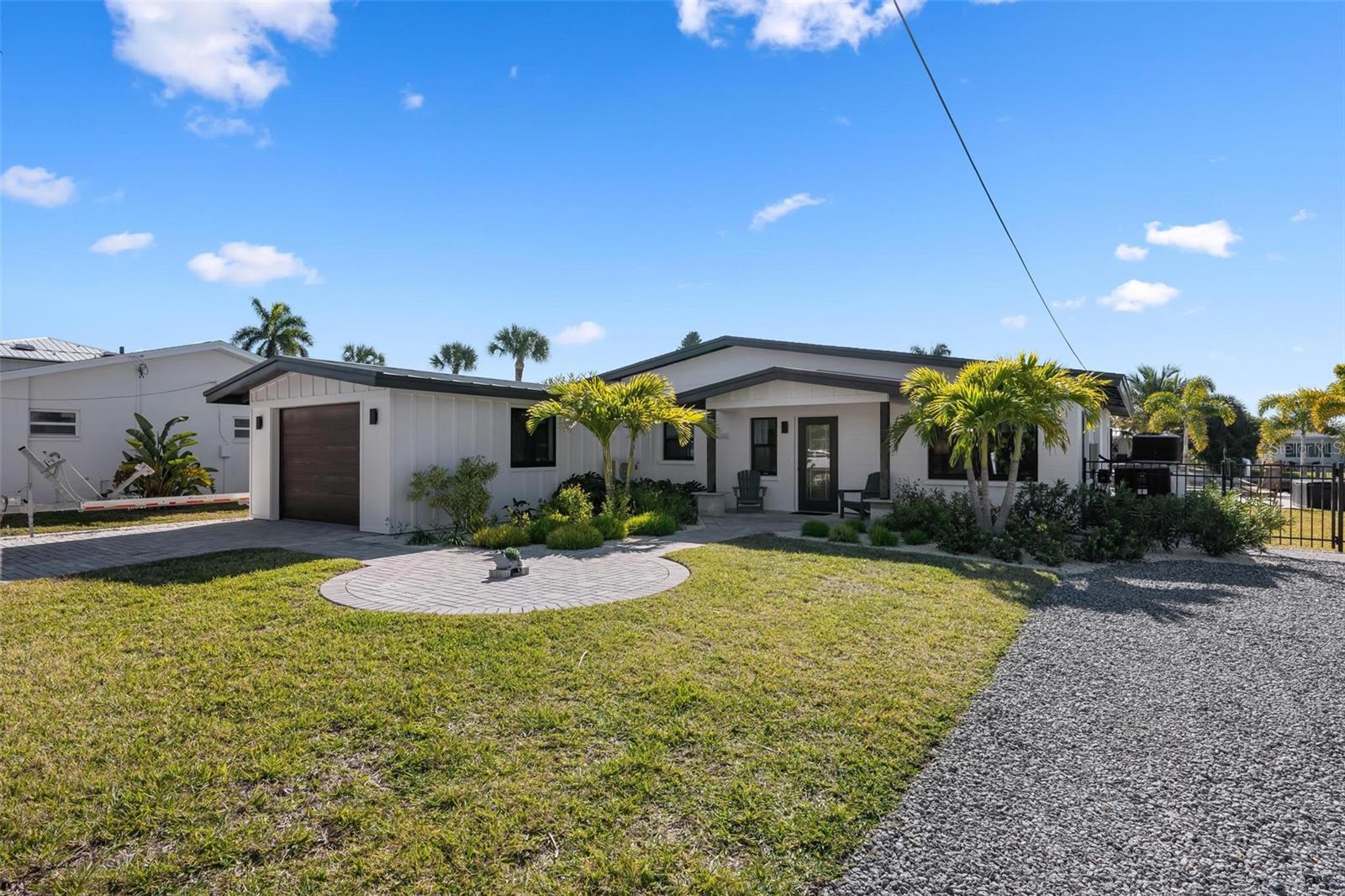 SUNRISE PARK - Residential