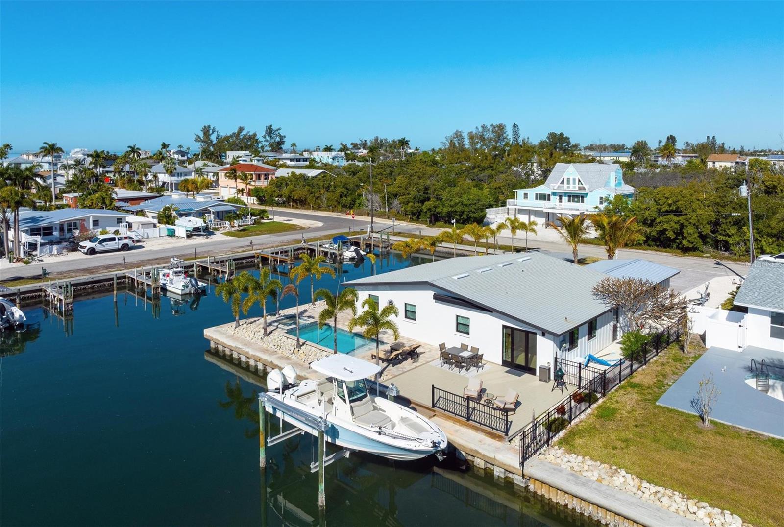 SUNRISE PARK - Residential