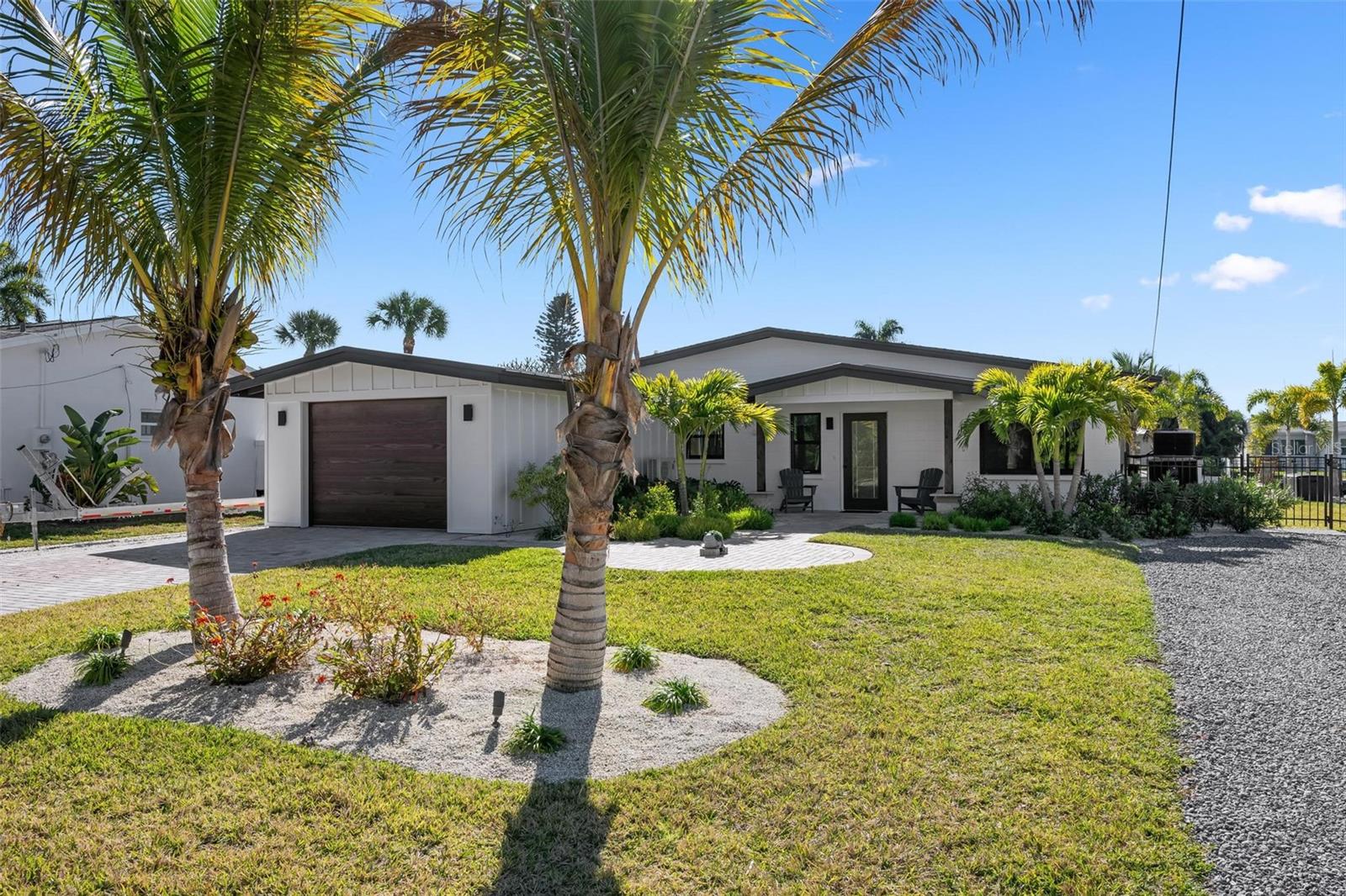 SUNRISE PARK - Residential