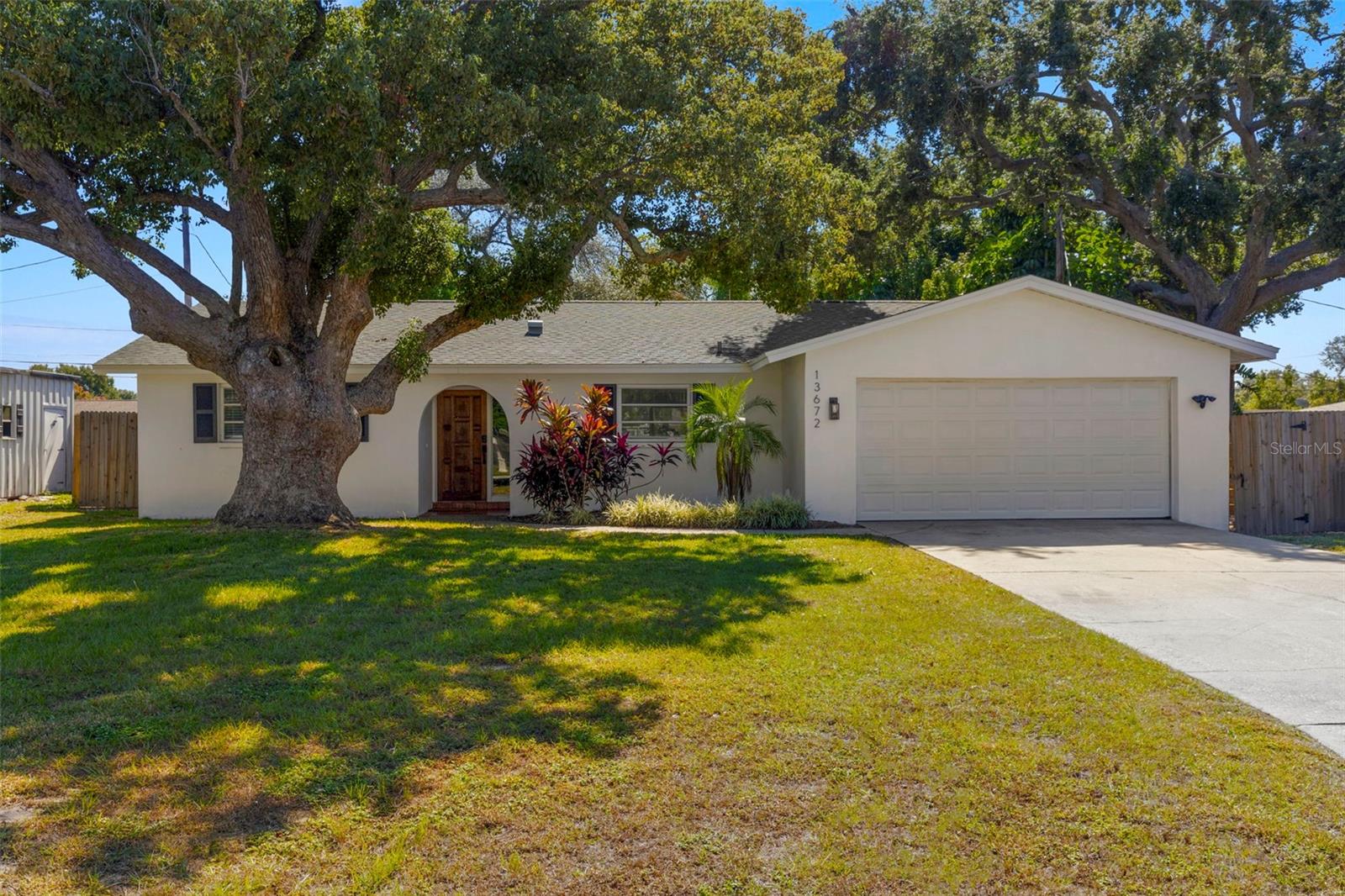 OAKHURST HILLS - Residential