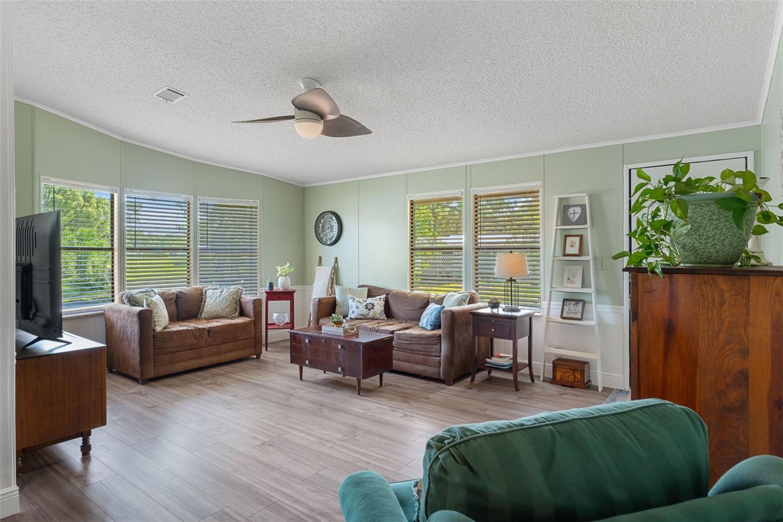 BROOKRIDGE COMM - Residential