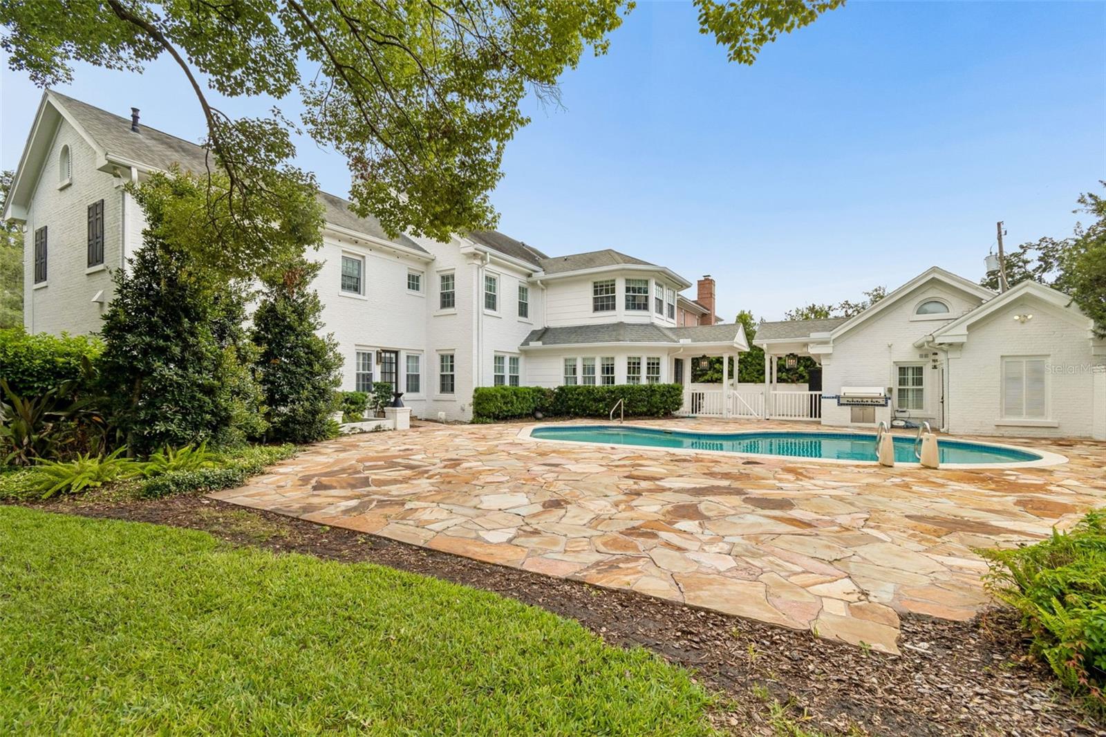 GOLF VIEW PLACE - Residential