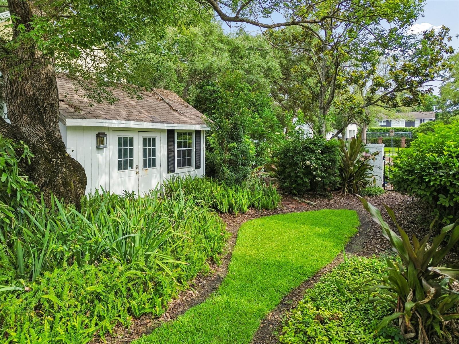 GOLF VIEW PLACE - Residential