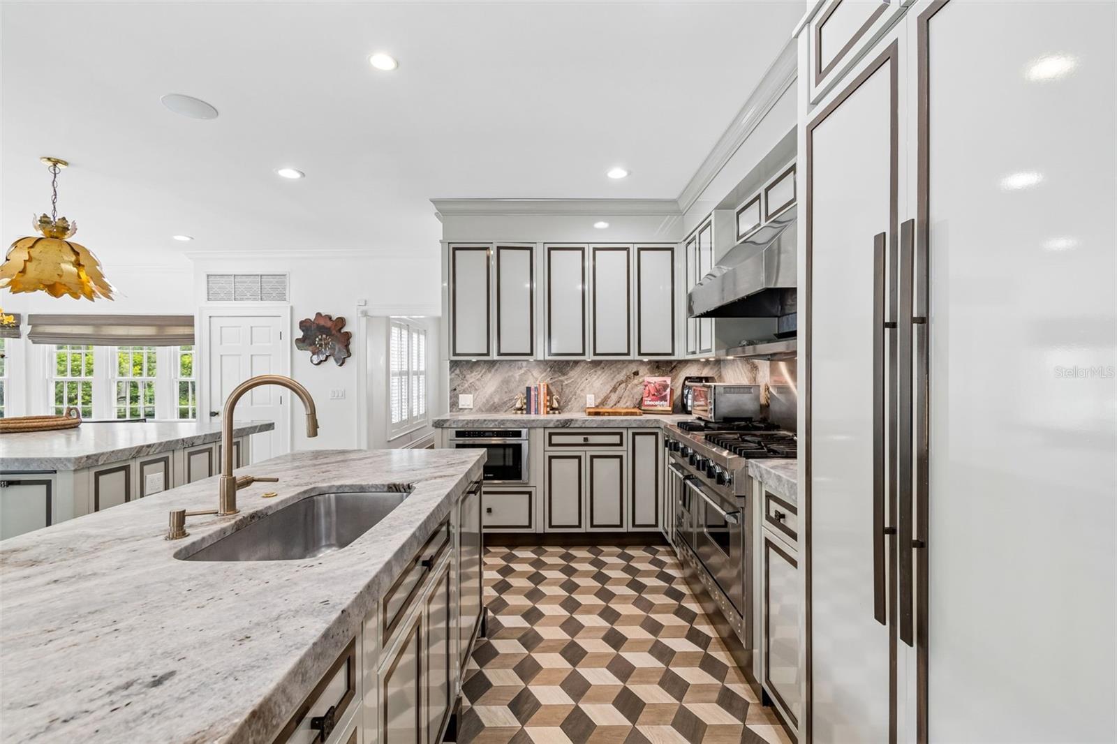 GOLF VIEW PLACE - Residential