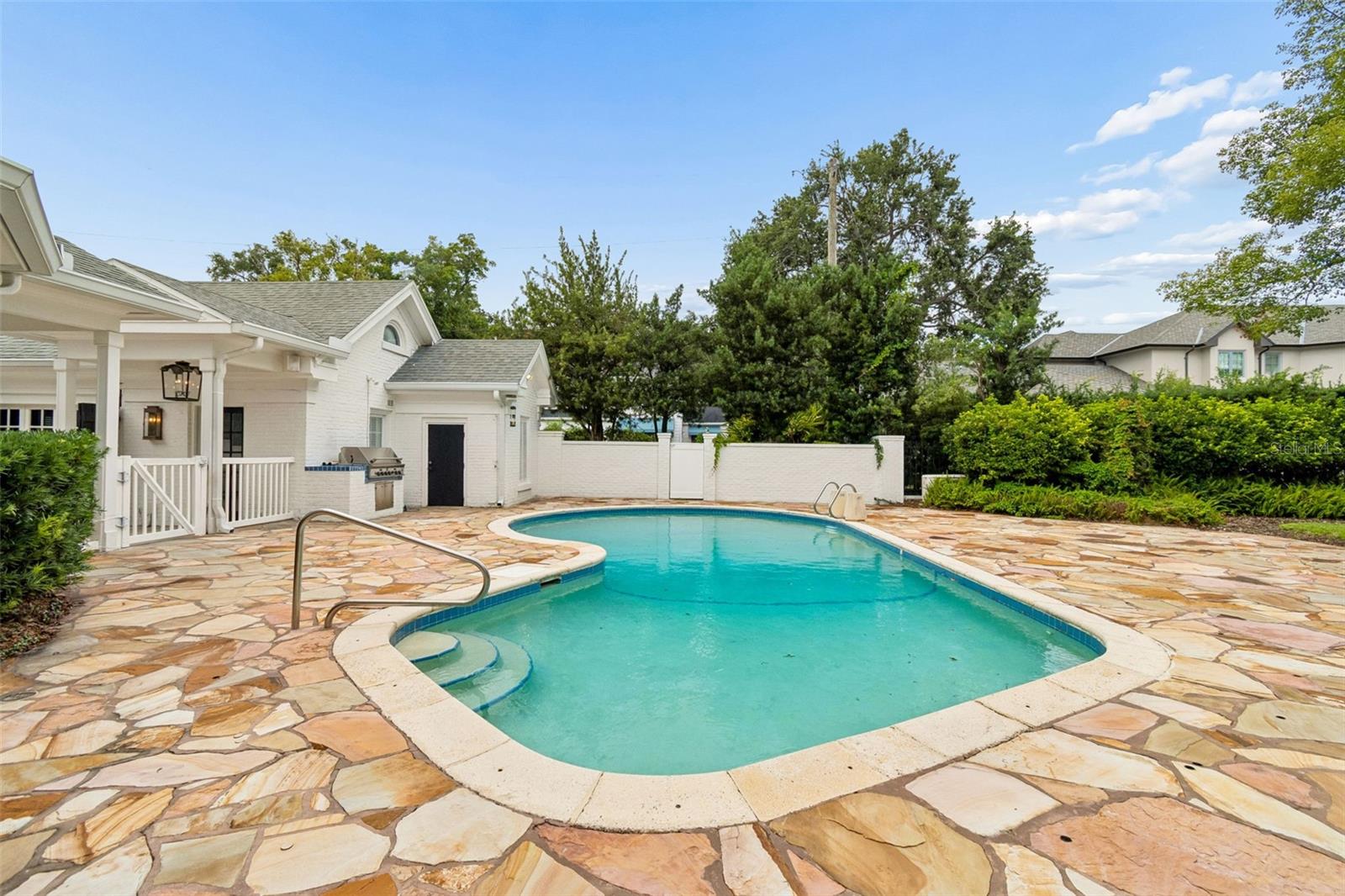 GOLF VIEW PLACE - Residential