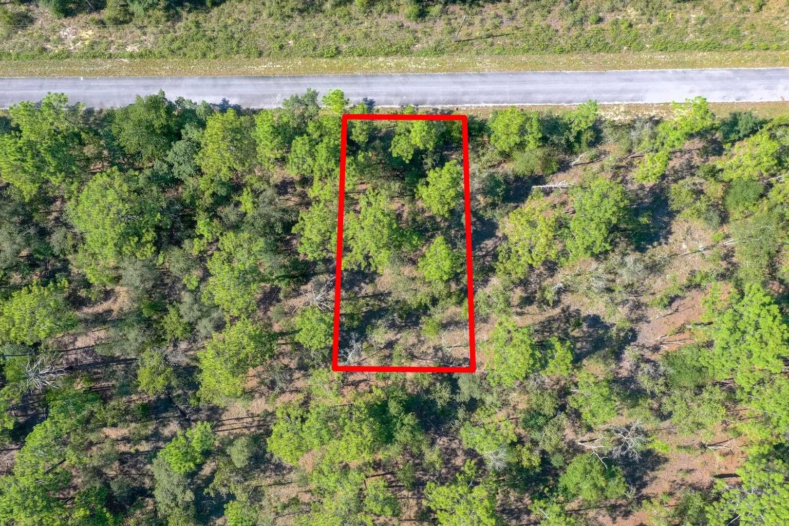 RAINBOW LAKES ESTATE - Land