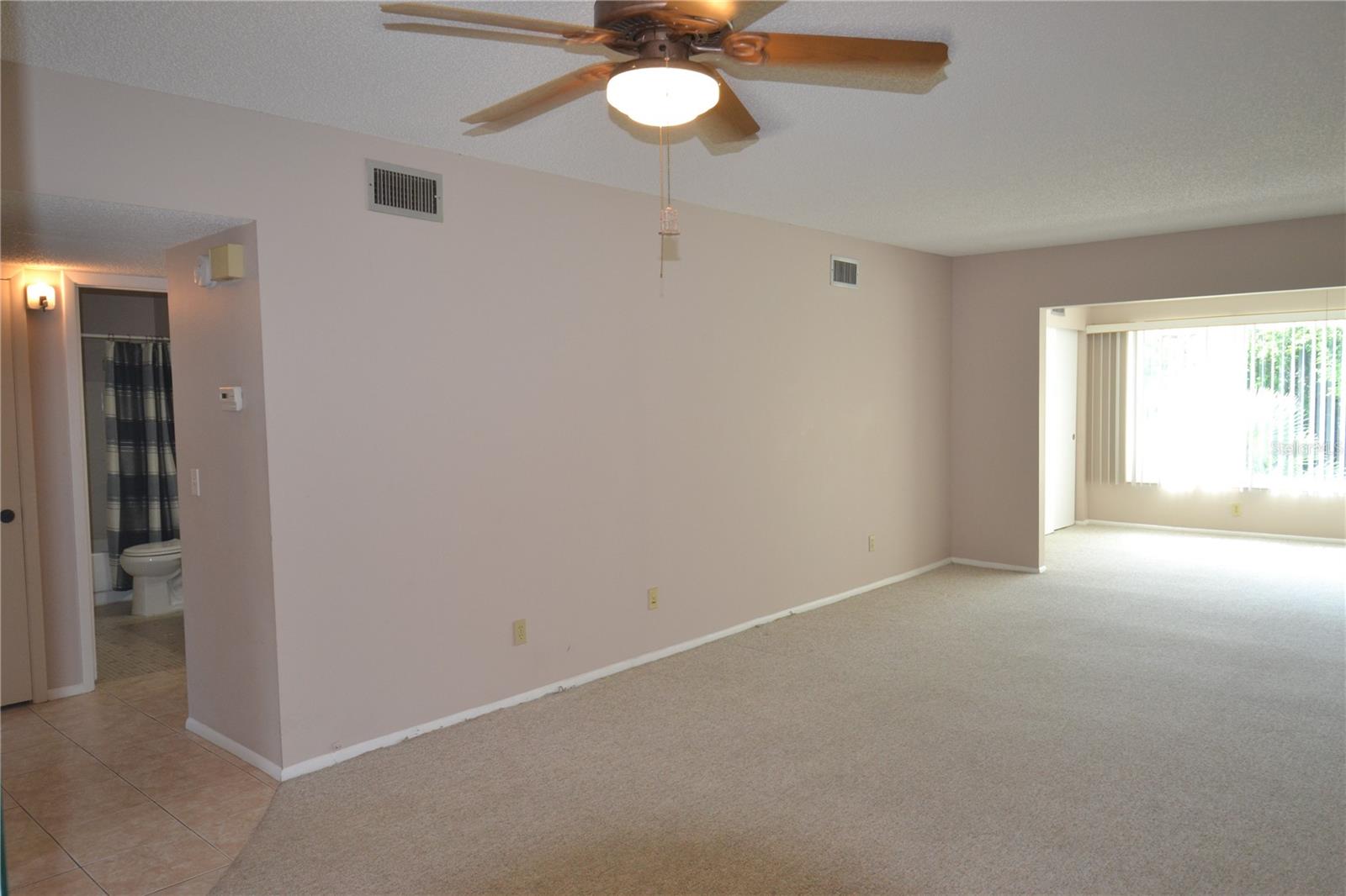 ON TOP OF THE WORLD - Residential Lease