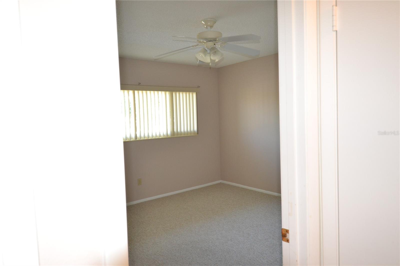 ON TOP OF THE WORLD - Residential Lease