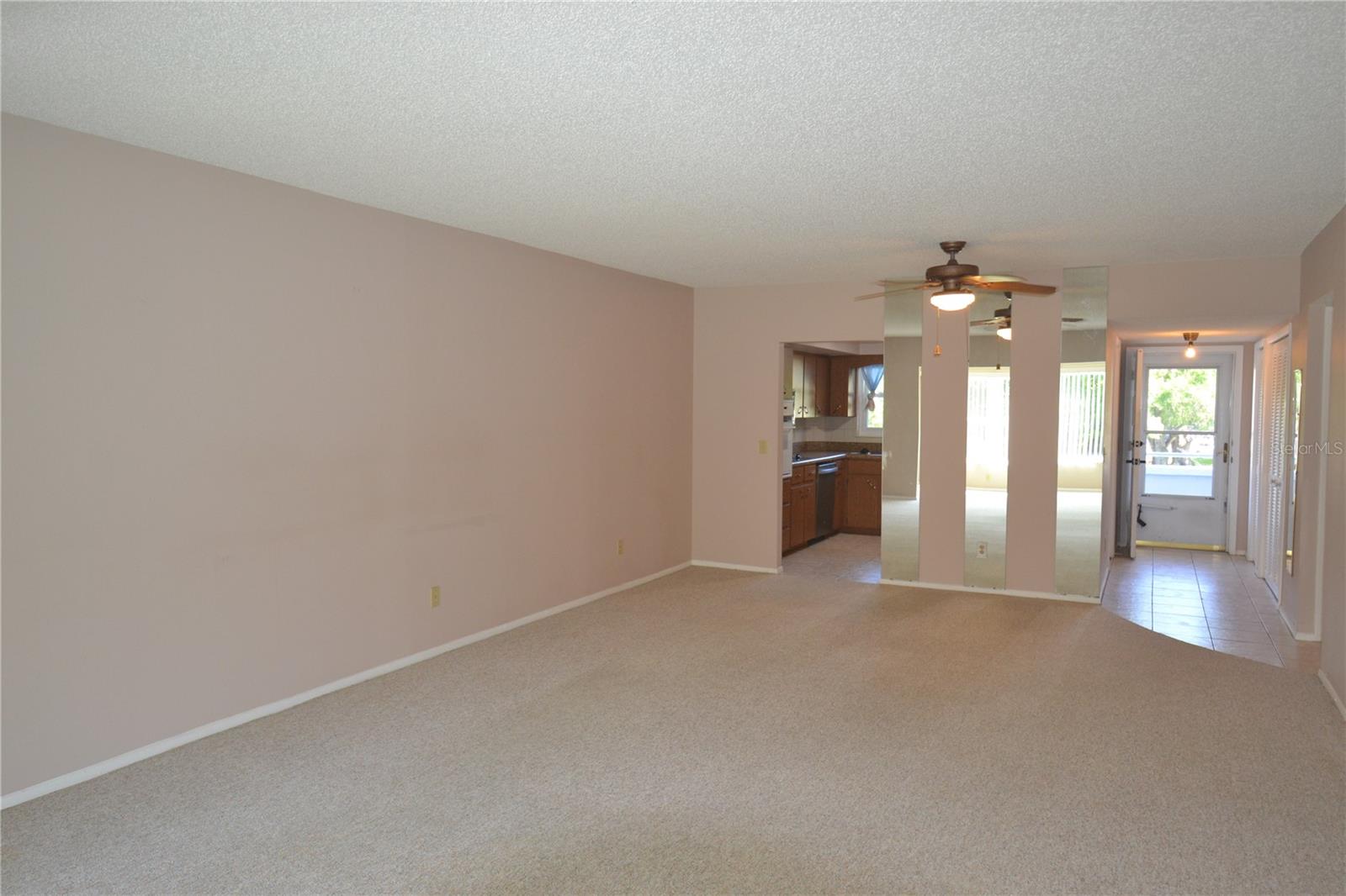 ON TOP OF THE WORLD - Residential Lease