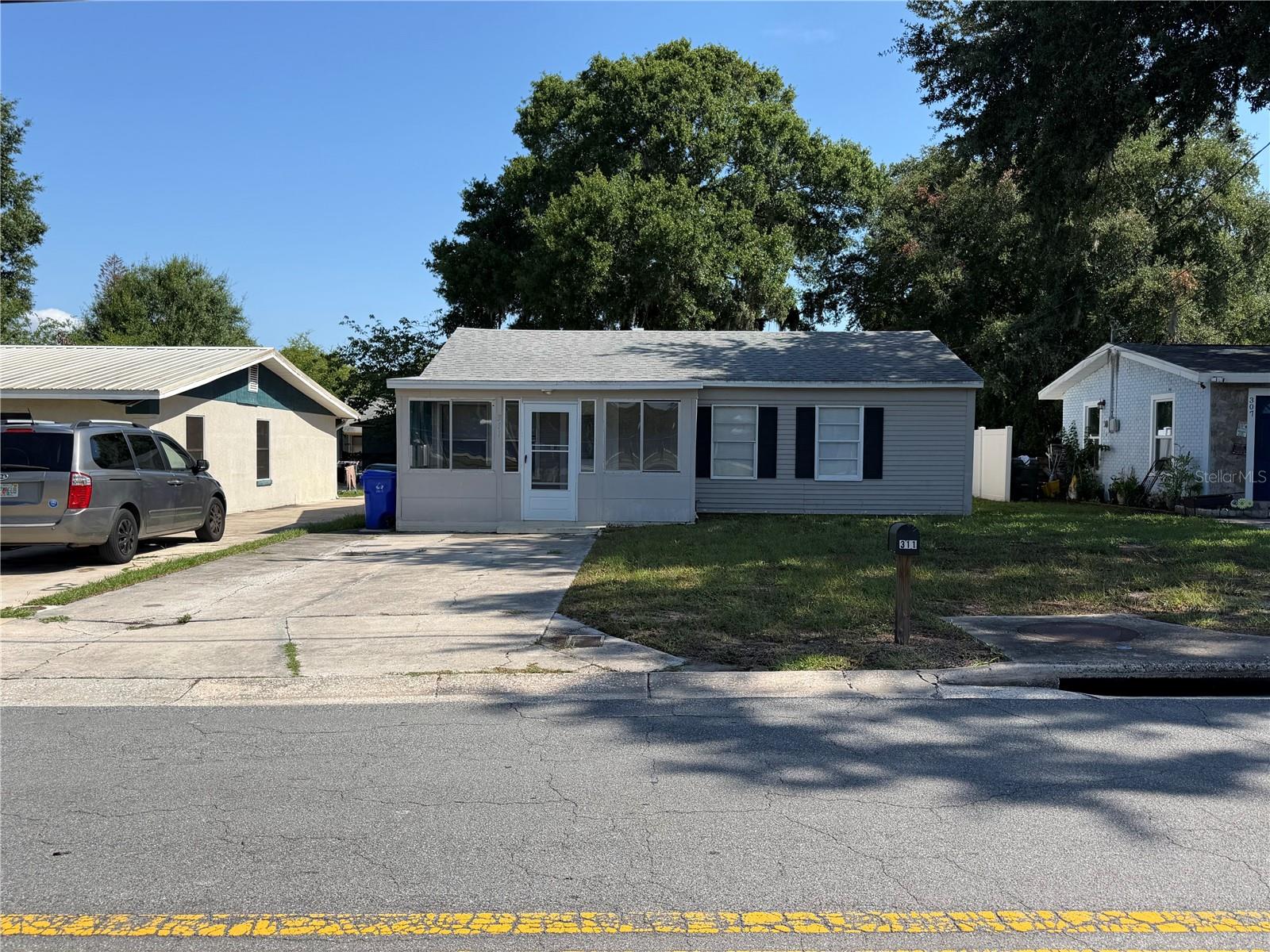 PINEHURST COURT SUB - Residential