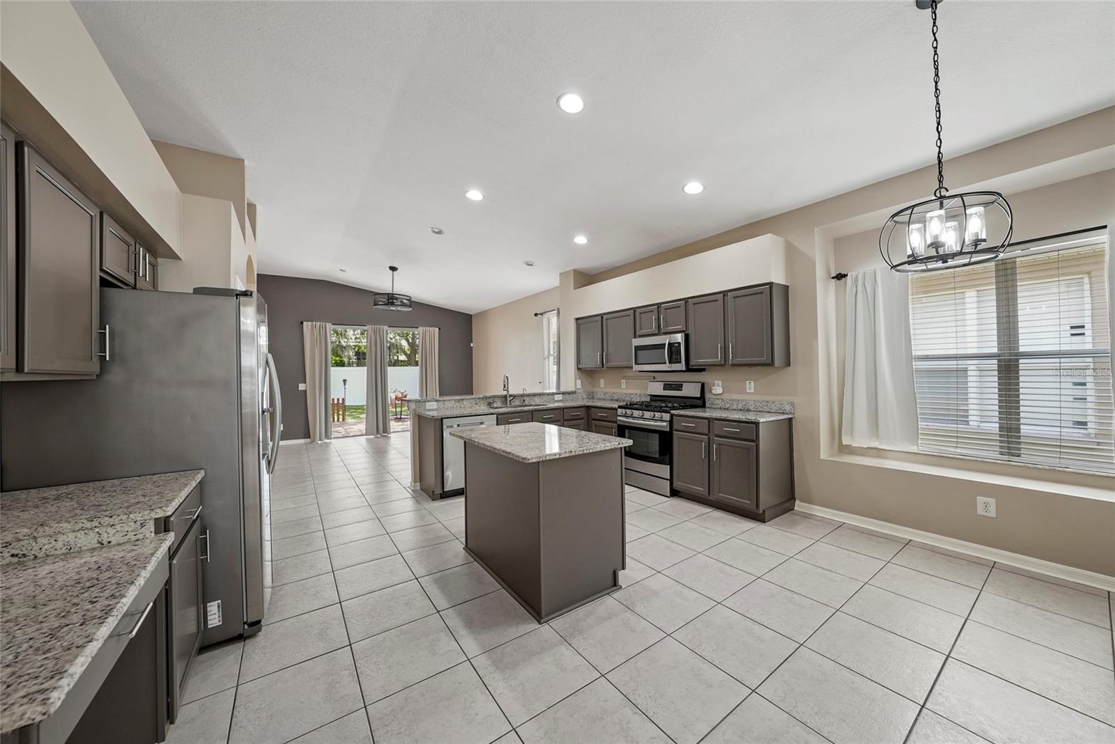 SOUTH FORK UNIT 2 - Residential Lease