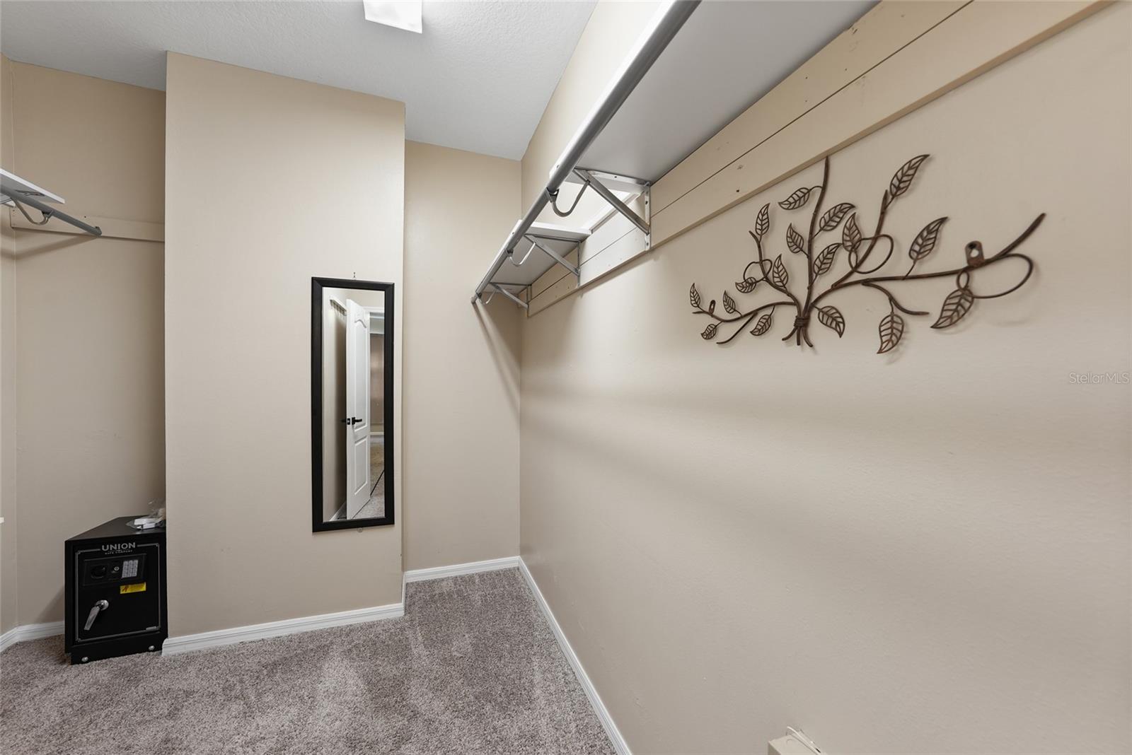 SOUTH FORK UNIT 2 - Residential Lease