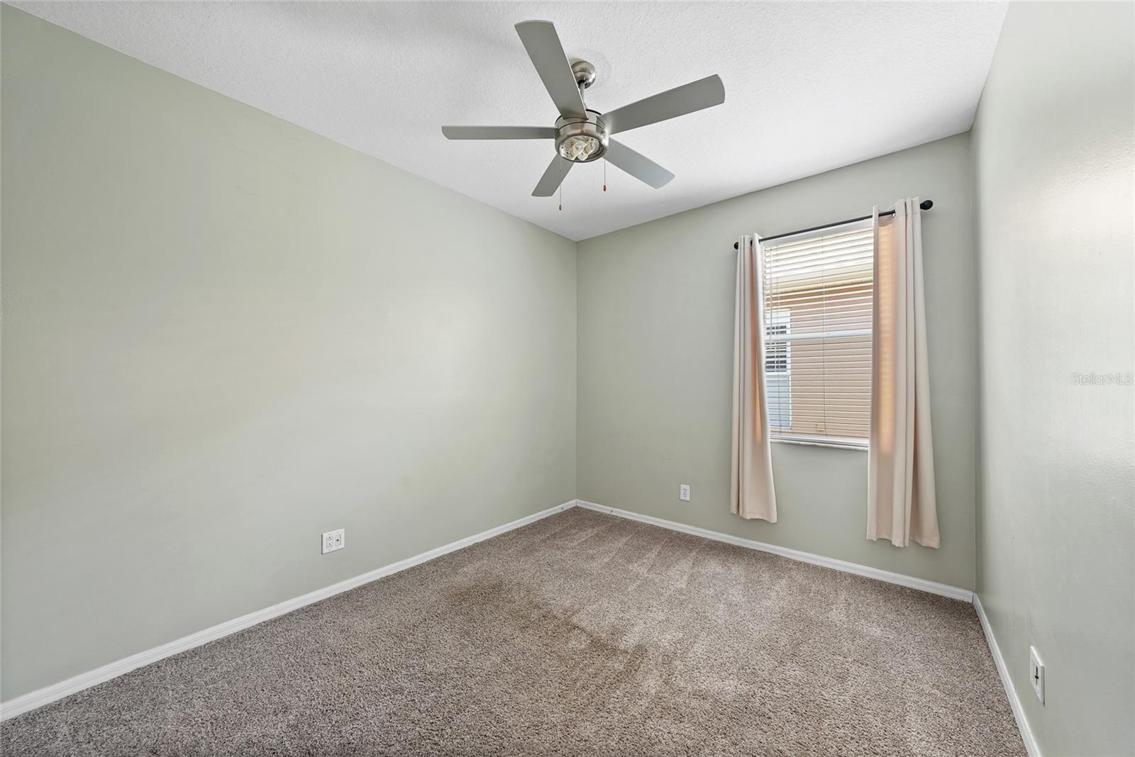 SOUTH FORK UNIT 2 - Residential Lease