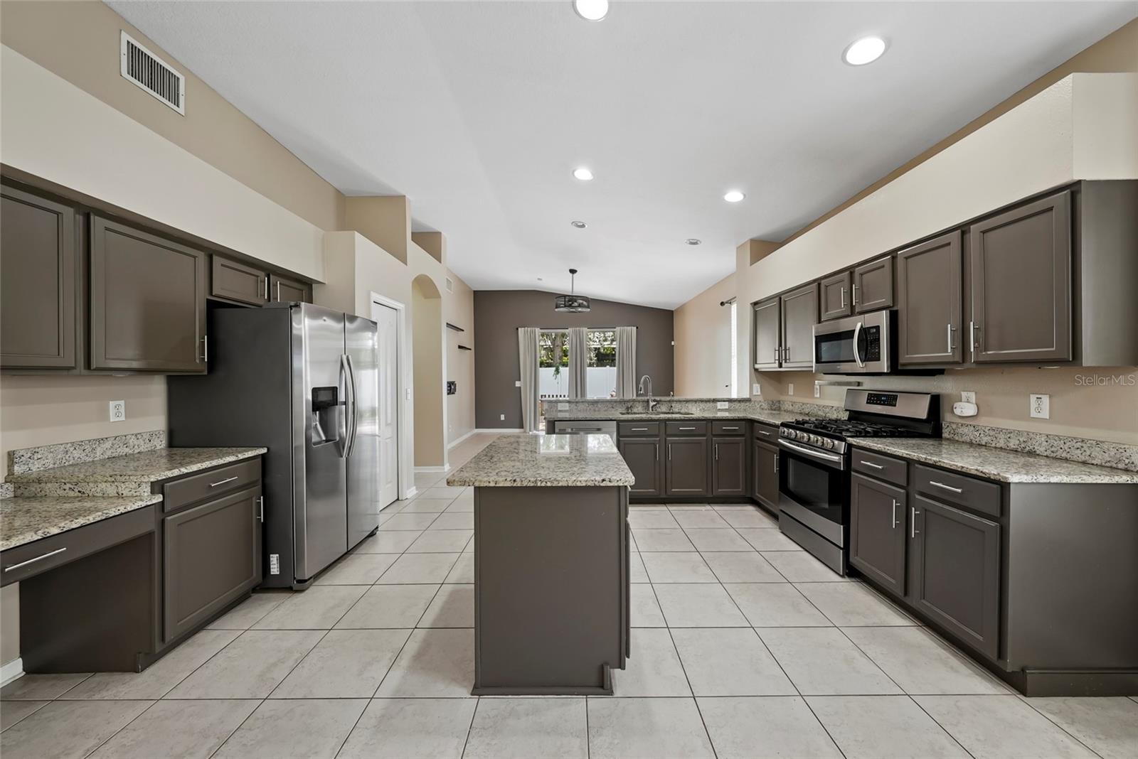 SOUTH FORK UNIT 2 - Residential Lease