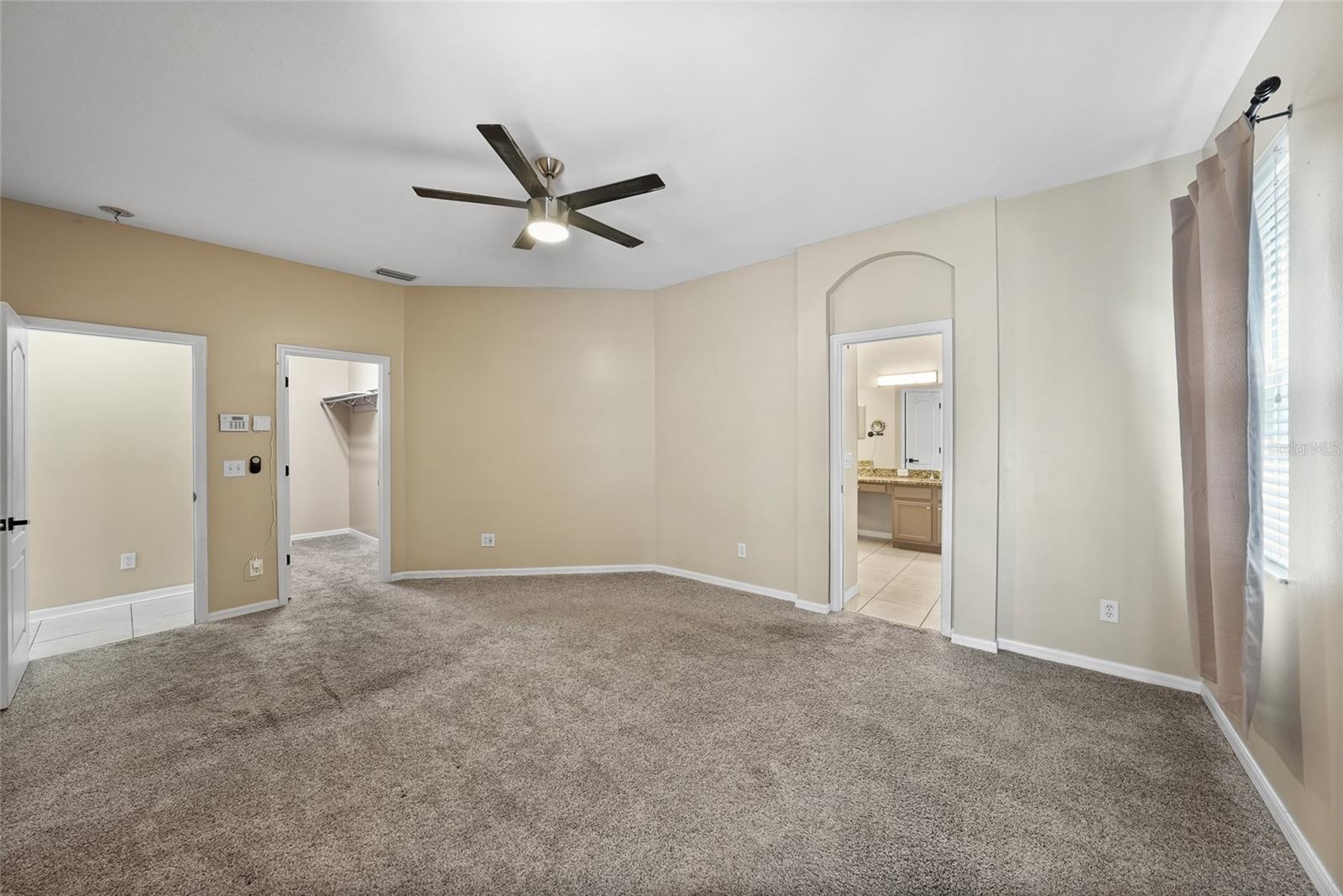 SOUTH FORK UNIT 2 - Residential Lease