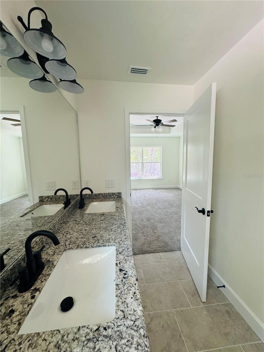 UNIVERSITY ESTATES - Residential