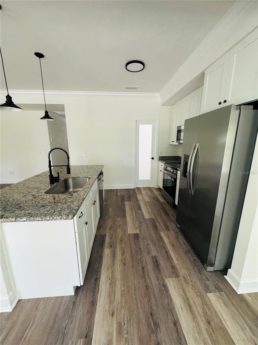 UNIVERSITY ESTATES - Residential