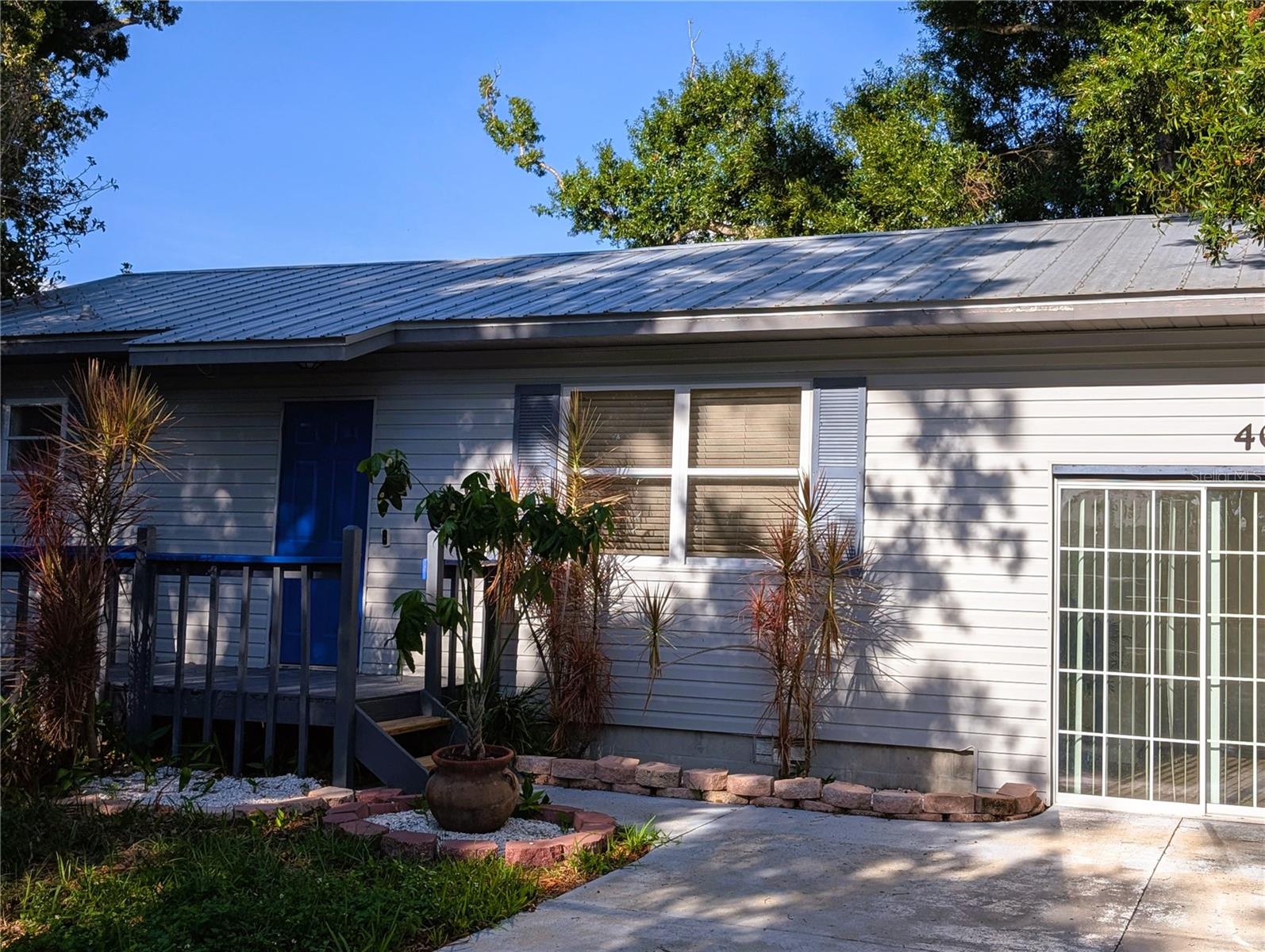 DIXIE HEIGHTS - Residential