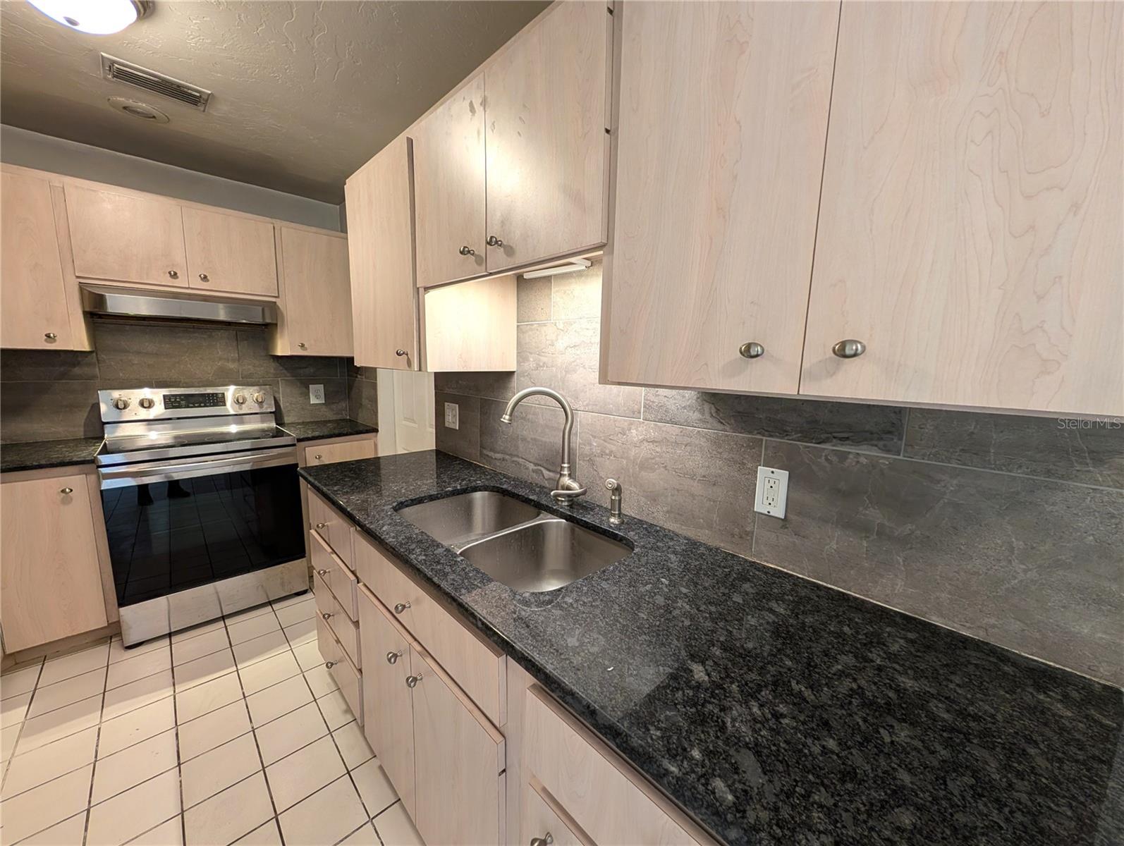 DIXIE HEIGHTS - Residential