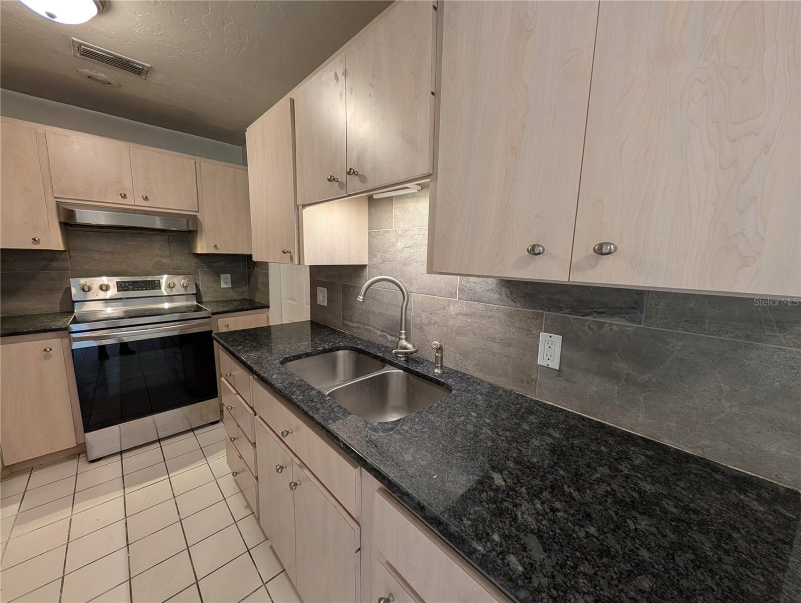 DIXIE HEIGHTS - Residential
