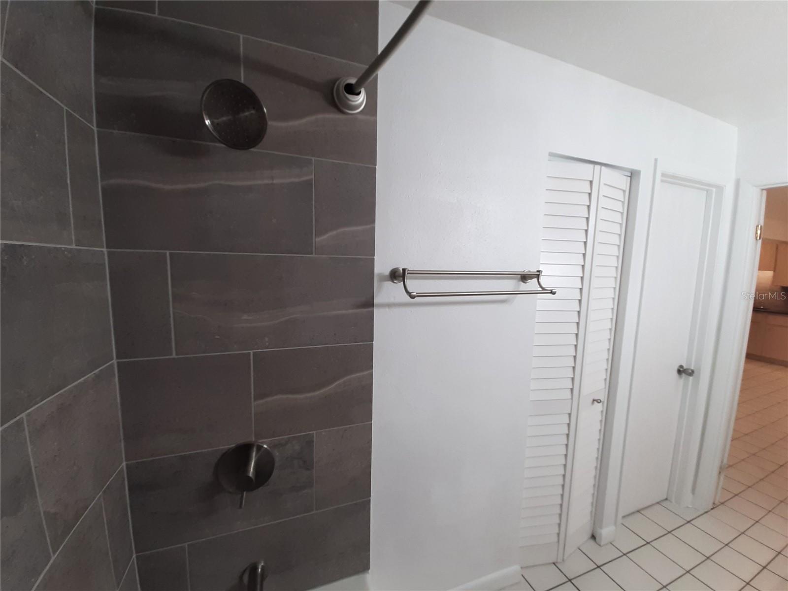 DIXIE HEIGHTS - Residential