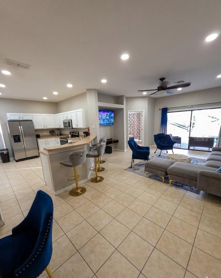 HIGH GROVE - Residential Lease