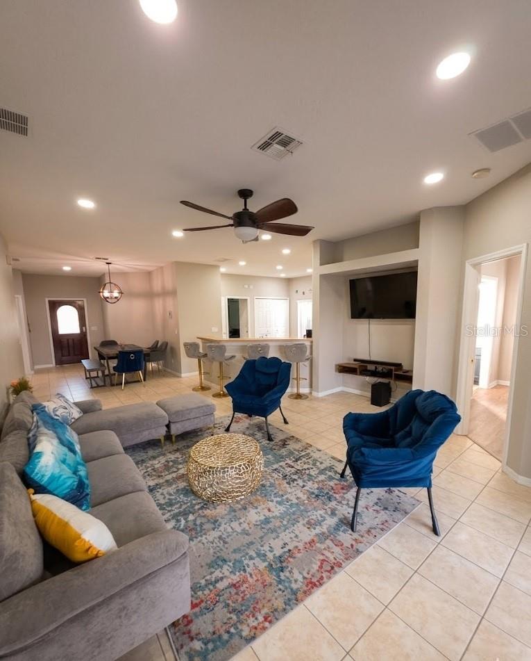 HIGH GROVE - Residential Lease