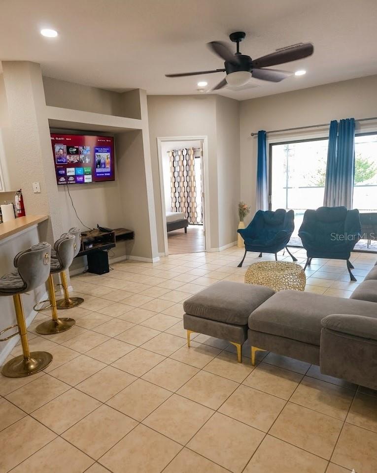 HIGH GROVE - Residential Lease